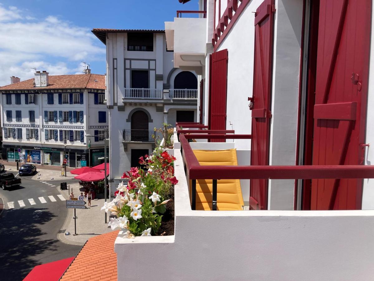 Superbe Appartement T3 Au Centre Plage .Parking Hendaya Exterior foto