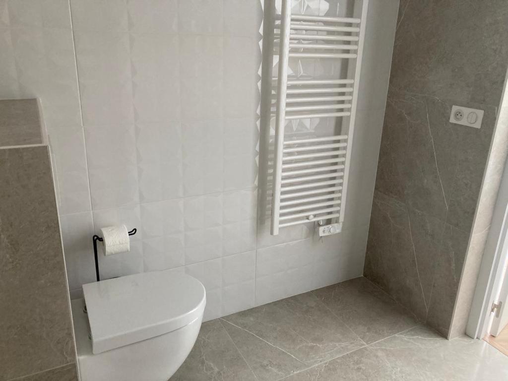 Superbe Appartement T3 Au Centre Plage .Parking Hendaya Exterior foto